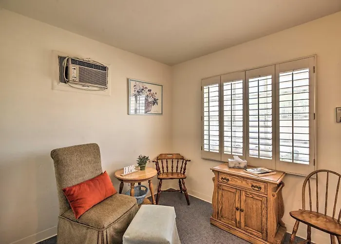 2 Mi To Dtwn Phoenix: Walkable Family Retreat! Phoenix