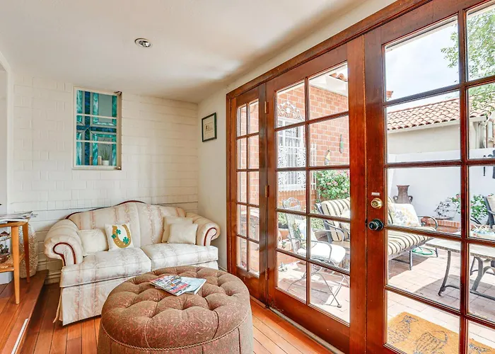 Holiday home 2 Mi To Dtwn Phoenix: Walkable Family Retreat! *
