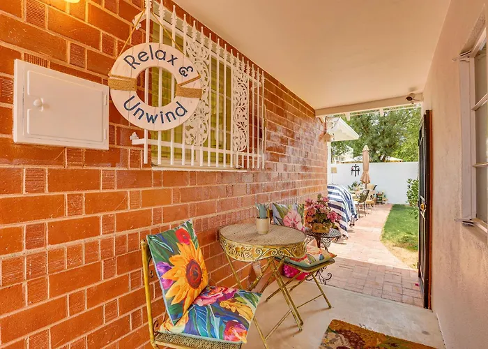 Holiday home 2 Mi To Dtwn Phoenix: Walkable Family Retreat! Phoenix