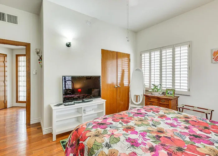 2 Mi To Dtwn Phoenix: Walkable Family Retreat! Holiday home Phoenix